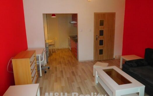 Pronájem bytu 2+1 s balkonem