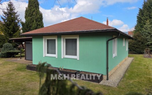 RD typu bungalov 3+kk s garáží, zastřešenou terasou v centru Čeladné