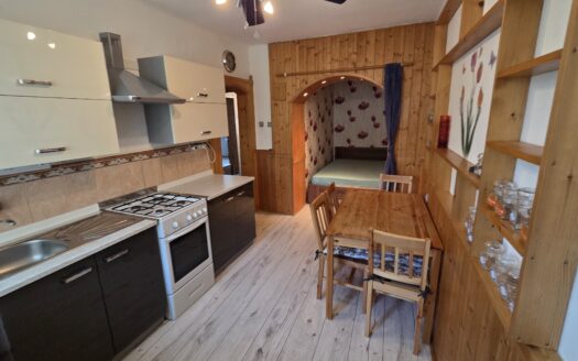 Pronájem pěkného bytu 2+1 s balkónem Frýdlant nad Ostravicí ul.Dvořákova, možnost i pronájem parkovacího místa za poplatek