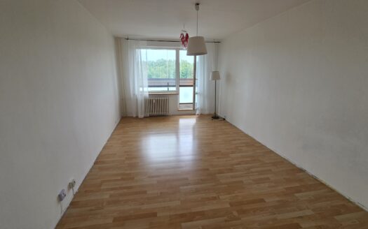 Prodej družstevního bytu 2+1 s balkónem, výtahem, komorou Ostrava-Hrabůvka ul.Aviatiků